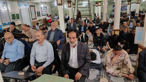 تصاویر/ اقامه نماز جمعه ماکو