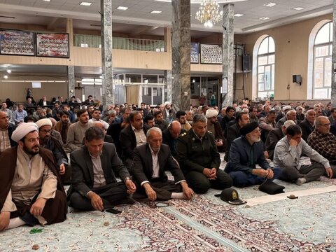 تصاویر/ اقامه نماز جمعه شهرستان چایپاره