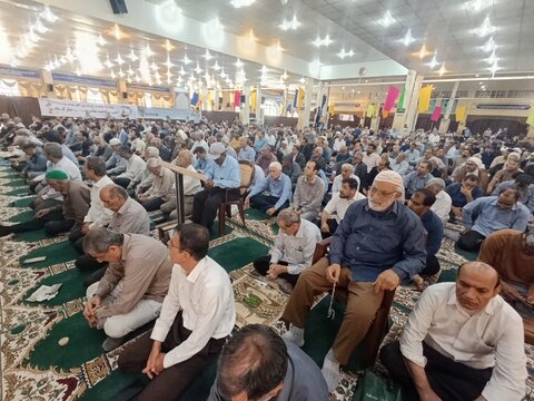 آیین عبادی سیاسی نمازجمعه بوشهر به روایت تصاویر