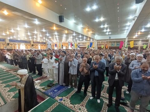 آیین عبادی سیاسی نمازجمعه بوشهر به روایت تصاویر