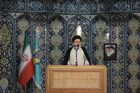 تصاویر/ اقامه نماز جمعه تبریز