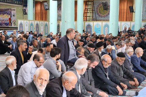 تصاویر/ اقامه نماز جمعه تکاب