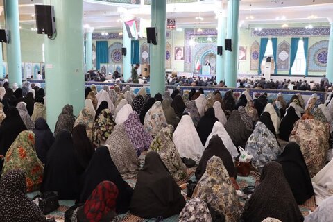 تصاویر/ اقامه نماز جمعه تکاب