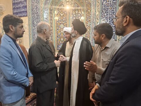 تصاویر/ حضور نماینده ولی فقیه درکاشان درسالگردشهادت آیت الله سلیمانی