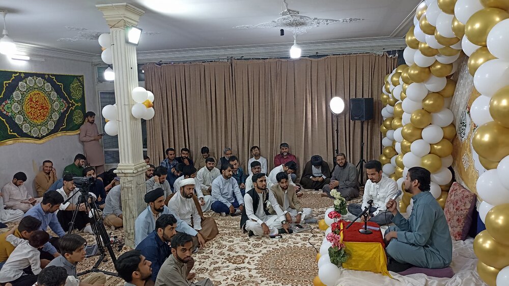 حوزہ علمیہ الولایہ قم میں عشرۂ کرامت کی مناسبت سے جشن کا اہتمام