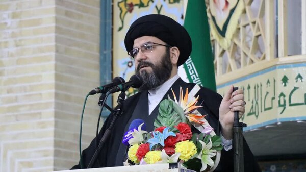 نوجوانان آینده‌سازان کشور هستند