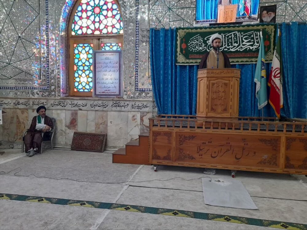 رسالت اصلی حوزه های علمیه دفاع از مبانی اسلام و انقلاب است