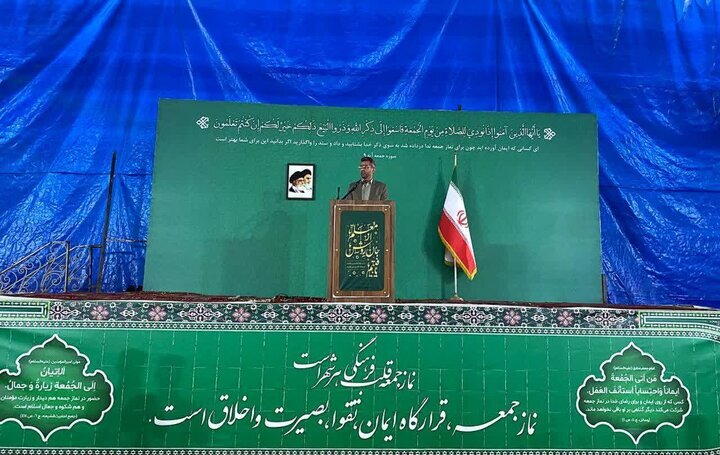 کیفیت‌بخشی آموزشی و بهره‌گیری از فناوری‌های روز در مدارس استان سمنان