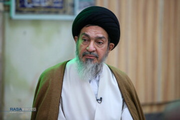 نوه آیت‌الله حائری یزدی مطرح کرد: عنایت ویژه شیخ مرتضی حائری به رهبری معظم+ عکس