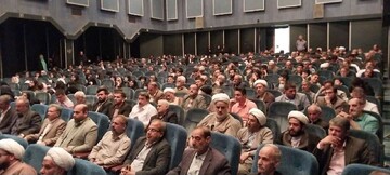 تصاویر/ حضور نماینده ولی فقیه در اجلاس نماز الیگودرز
