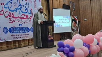 در فرهنگ اهل بیت(ع)، علاقه به فرزند دختر از نشانه‌های ایمان معرفی شده است+عکس