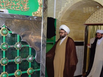 برگزاری مراسم عطرافشانی و غبارروبی امامزاده تاج‌الدین علی شهرستان چهاربرج+ تصاویر
