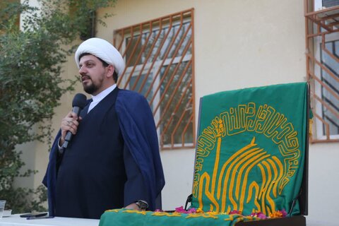 تصاویر/ تجلیل از معلمان با حضور خدام رضوی