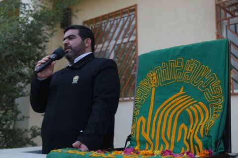 تصاویر/ تجلیل از معلمان با حضور خدام رضوی