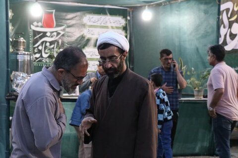 تصاویر/ برپایی چایخانه رضوی در برزک کاشان