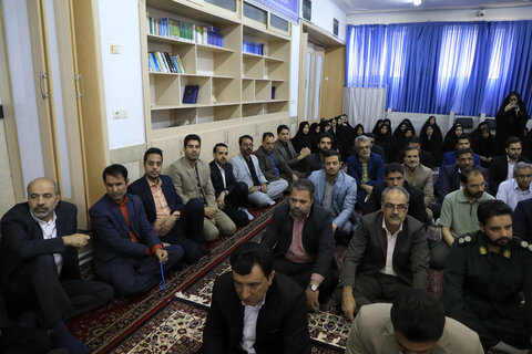 دیدار فرهنگیان استان با نماینده ولی فقیه در خراسان جنوبی