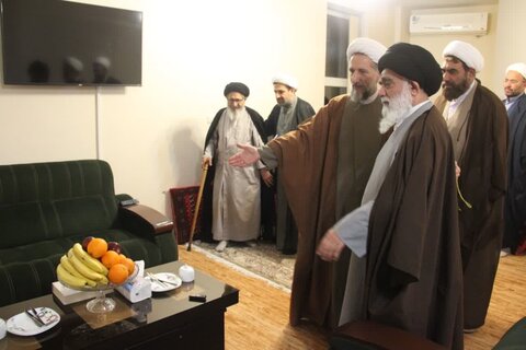 تصاویر /بر گزاری امتحانات اساتید از سه استان زنجان ، گیلان و قزوین در مرکز مدیریت حوزه علمیه استان قزوین برگزارشد