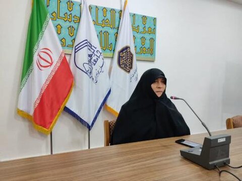 استادِ جامعہ الزہراء محترمہ شریعت ناصری کی حوزہ نیوز سے گفتگو: حضرت زینب؛ ظلم کے خلاف جہادِ تبیین کی اعلٰی نمونہ ہیں