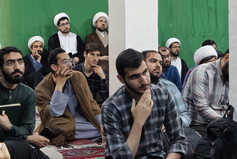 تصاویر/ تقدیر از اساتید و طلاب موفق مدرسه شهید ثانی(ره)