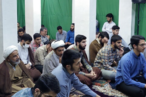 تصاویر/ تقدیر از اساتید و طلاب موفق مدرسه شهید ثانی(ره)