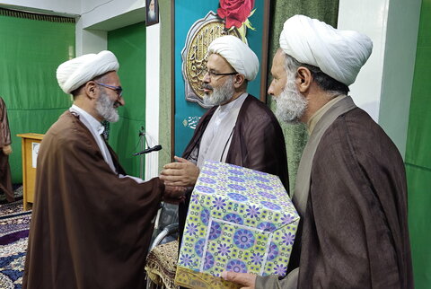 تصاویر/ تقدیر از اساتید و طلاب موفق مدرسه شهید ثانی(ره)