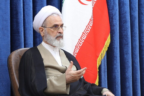 تصاویر/ دیدار شهردار تهران با آیت الله اعرافی