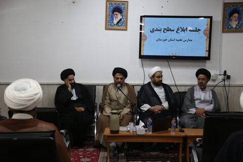 تصاویر/نشست مدیران مدارس علمیه خوزستان