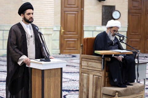 تصاویر / تجلیل شاگردان از استاد حوزه