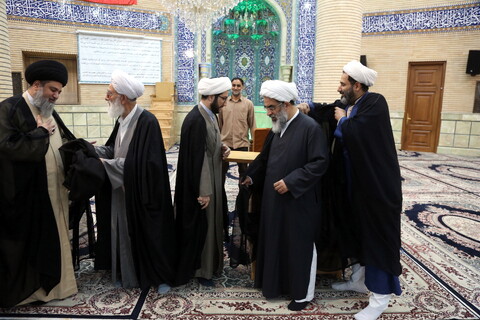 تصاویر / تجلیل شاگردان از استاد حوزه