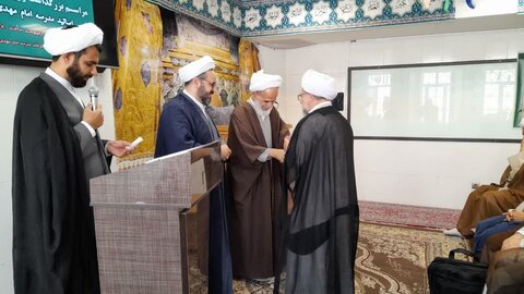 مراسم تکریم و تجلیل اساتید