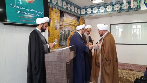 مراسم تکریم و تجلیل اساتید