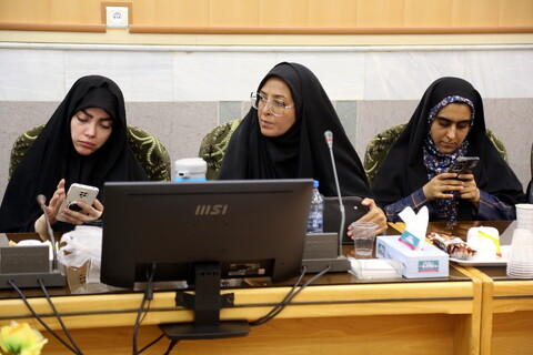 تصاویر/ نشست خبری مدیر کل آموزش و پرورش استان قم