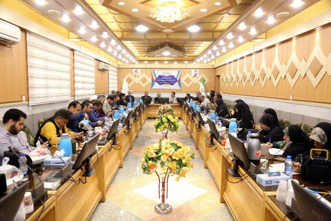 تصاویر/ نشست خبری مدیر کل آموزش و پرورش استان قم