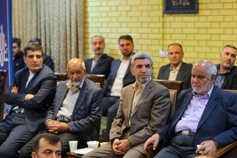 تصاویر/ دیدار مدیران و کارگزاران حج تمتع استان آذربایجان شرقی با امام جمعه تبریز