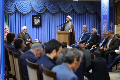 تصاویر/ دیدار مدیران و کارگزاران حج تمتع استان آذربایجان شرقی با امام جمعه تبریز