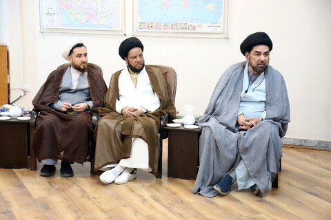 تصاویر/ دیدار جمعی از علمای شیعه هندوستان با آیت الله اعرافی
