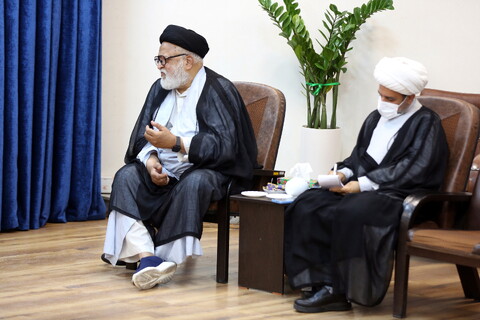 تصاویر/ دیدار جمعی از علمای شیعه هندوستان با آیت الله اعرافی