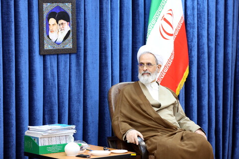 تصاویر/ دیدار جمعی از علمای شیعه هندوستان با آیت الله اعرافی