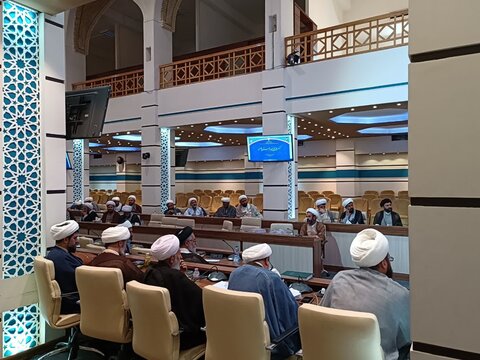 تصاویر| همایش ائمه جمعه فارس با حضور رئیس شورای سیاست گذاری ائمه جمعه کشور