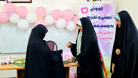 تصاویر/ اردوی تفریحی تبیینی به رسم معصومه سلام الله علیها در ارومیه