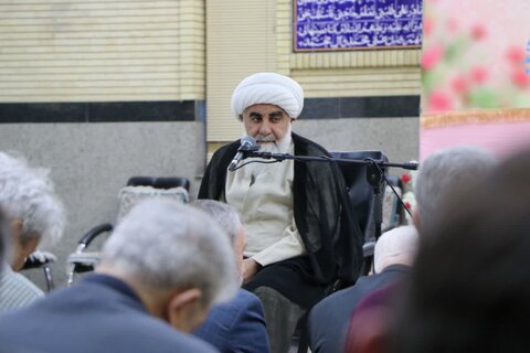 تصاویر/ جلسه تفسیر قرآن کریم در مسجد جنرال ارومیه