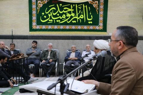 تصاویر/ جلسه تفسیر قرآن کریم در مسجد جنرال ارومیه