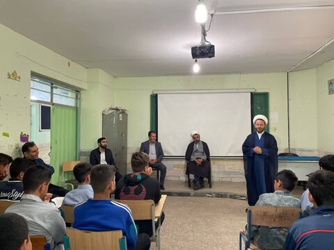 تصاویر/ حضور طلاب میاندوآب در مدارس آموزش و پرورش