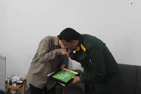 تصاویر/ تجلیل فرمانده و پاسداران سپاه دیر از معلمان