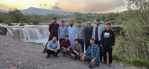 تصاویر/ اردوی یک روزه طلاب پایه سوم مدرسه علمیه امام خامنه‌ای ارومیه