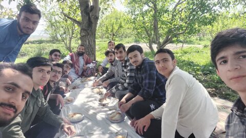 تصاویر/ اردوی یک روزه طلاب پایه سوم مدرسه علمیه امام خامنه‌ای ارومیه