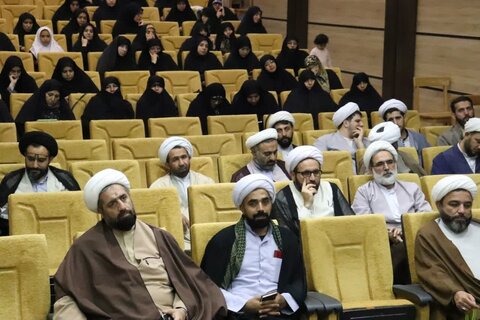 تصاویر/ نشست روحانیون و طلاب مربی تعلیم و تربیت سپاه ارومیه