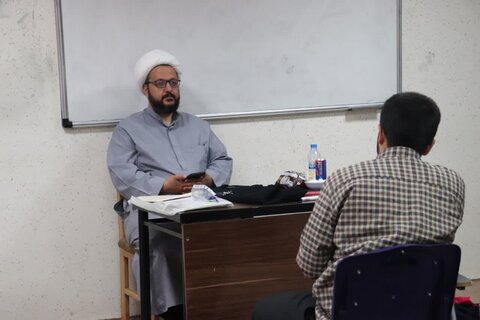 تصاویر/ برگزاری آزمون کتبی استعدادهای برتر حوزه علمیه آذربایجان غربی