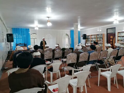 تصاویر/ کارگاه توانمندسازی ائمه جماعات مساجد و دستگاه های اجرایی شهرستان خوی