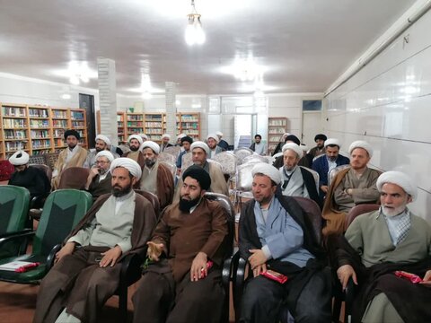 تصاویر/ کارگاه توانمندسازی ائمه جماعات مساجد و دستگاه های اجرایی شهرستان خوی
